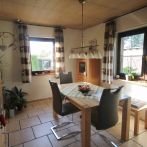 Schönes Reiheneckhaus mit Bauland im beliebten Stadtteil Wolsdorf