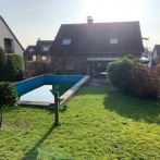 Freistehendes Einfamilienhaus mit großem Garten und Pool in ländlicher Wohngegend von Lohmar