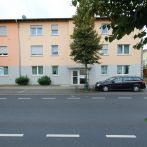 Paar mittleren Alters gesucht! Attraktive 3 Zimmerwohnung mit Balkon und Garage