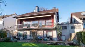 Gepflegtes Zweifamilienhaus in begehrter Wohnlage von Königswinter-Vinxel