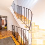 Sanierungsbedürftiges Mehrgenerationenhaus in Waldrandlage