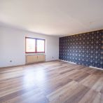 Sanierungsbedürftiges Mehrgenerationenhaus in Waldrandlage