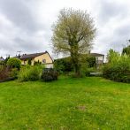 2-Parteienhaus mit vermieteter Einliegerwohnung auf Erbpachtgrundstück