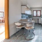 Gut geschnittene Eigentumswohnung mit Garage und Außenstellplatz