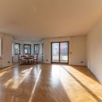 Gut geschnittene Eigentumswohnung mit Garage und Außenstellplatz