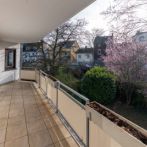 Gut geschnittene Eigentumswohnung mit Garage und Außenstellplatz