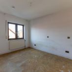 Gut geschnittene Eigentumswohnung mit Garage und Außenstellplatz