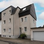 Mehrgenerationenhaus mit Garage