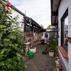 Siegburg-Deichhaus: Gepflegte Doppelhaushälfte mit Garage auf Erbpachtgrundstück