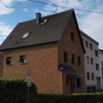 Verkauf eines Zweifamilien-Reiheneckhauses in Troisdorf-Eschmar