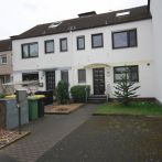 Reihenmittelhaus mit kleinem Garten und Garage in Sankt Augustin Buisdorf